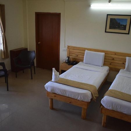 Hotel Travellers Inn Šillong Exteriér fotografie