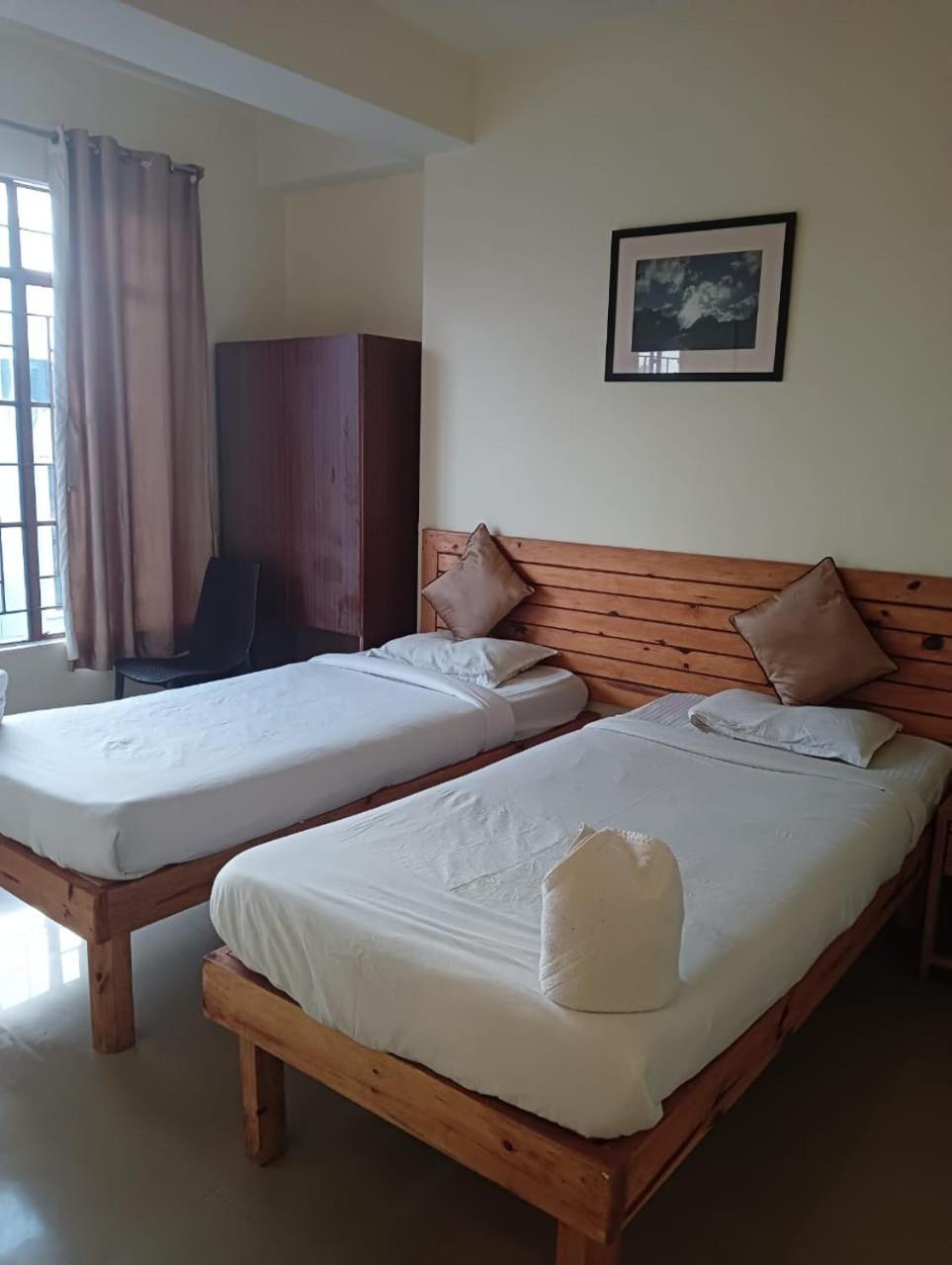 Hotel Travellers Inn Šillong Exteriér fotografie