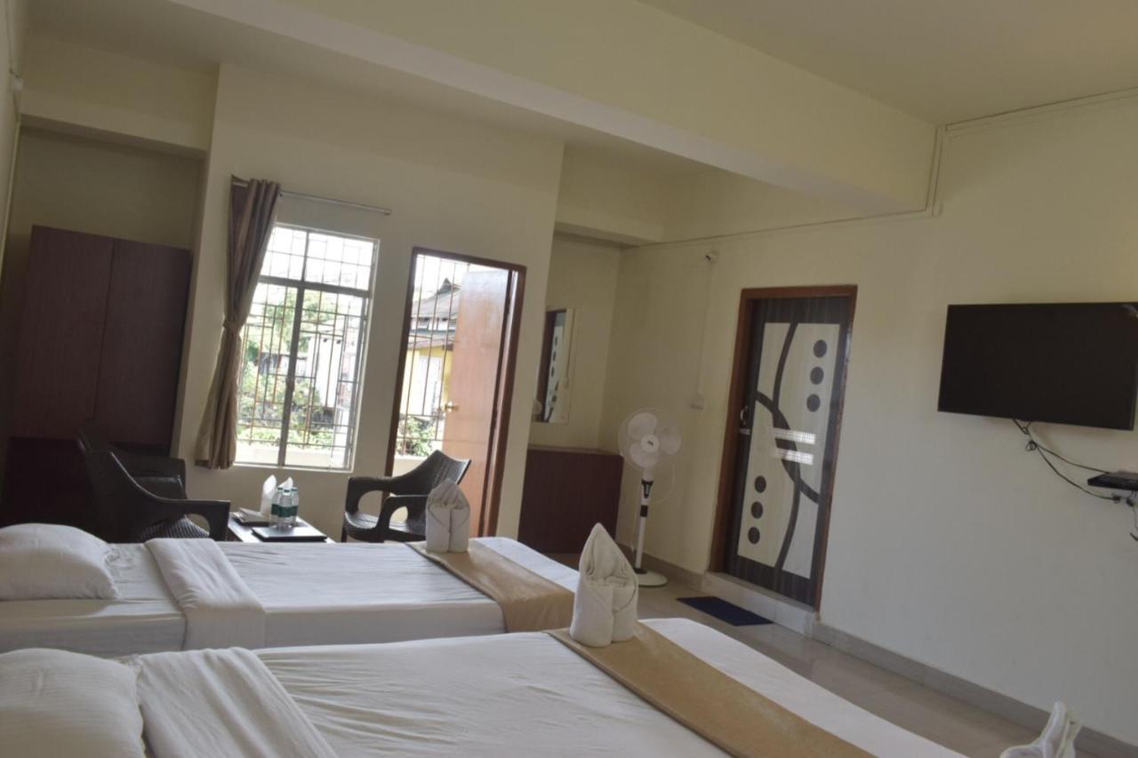 Hotel Travellers Inn Šillong Exteriér fotografie