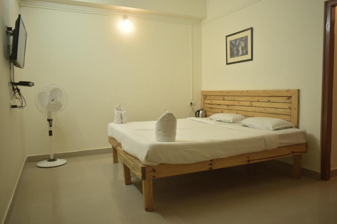 Hotel Travellers Inn Šillong Exteriér fotografie